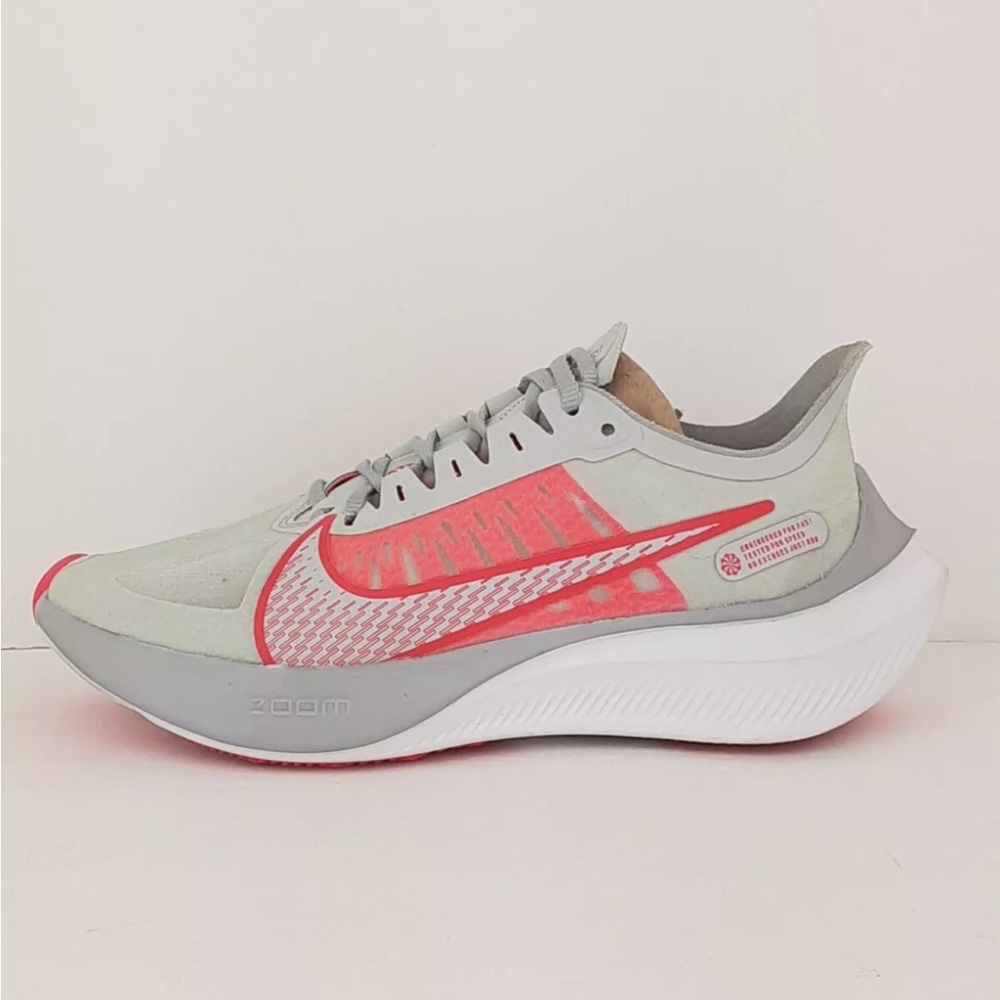 Nike Zoom GRAVITY Grey Red